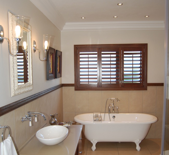 How to Improve Natural Light and Ventilation in the Bathroom With a Shower  Window